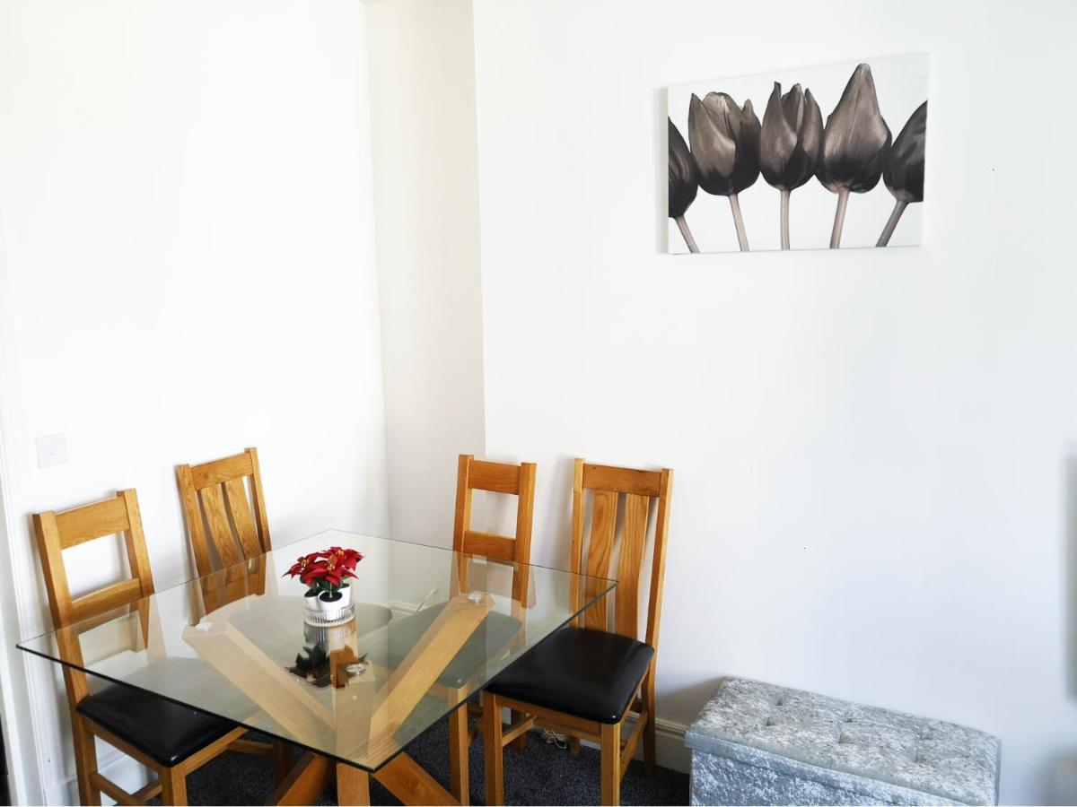 Derwent Street Apartment 2 - Self Contained - 2 Bed Self Catering Apartment Workington Eksteriør bilde